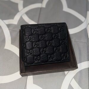 Gucci Black Embossed Leather Card Holder